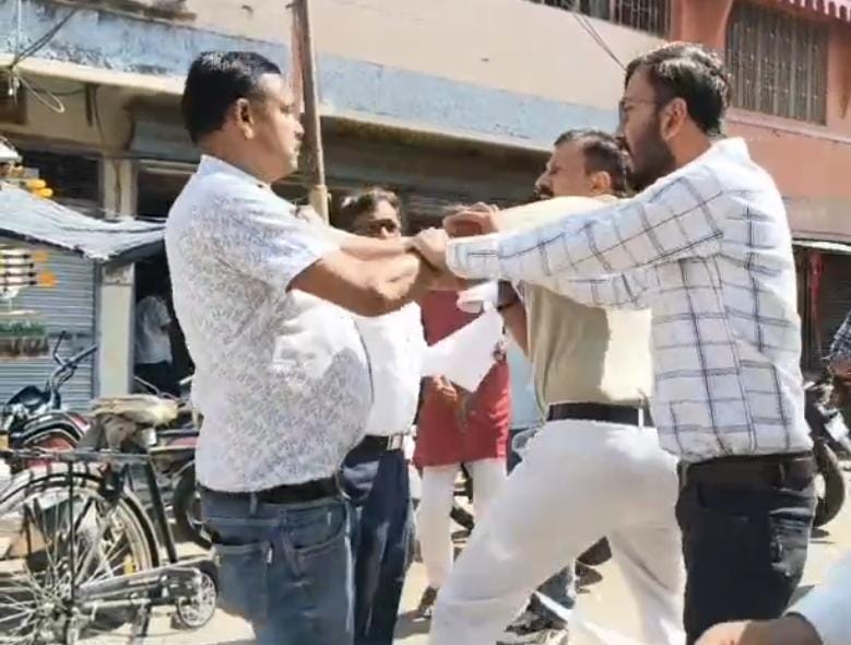 बीना इटावा जैन मंदिर  posted by Pratipal Rajput from Sagar