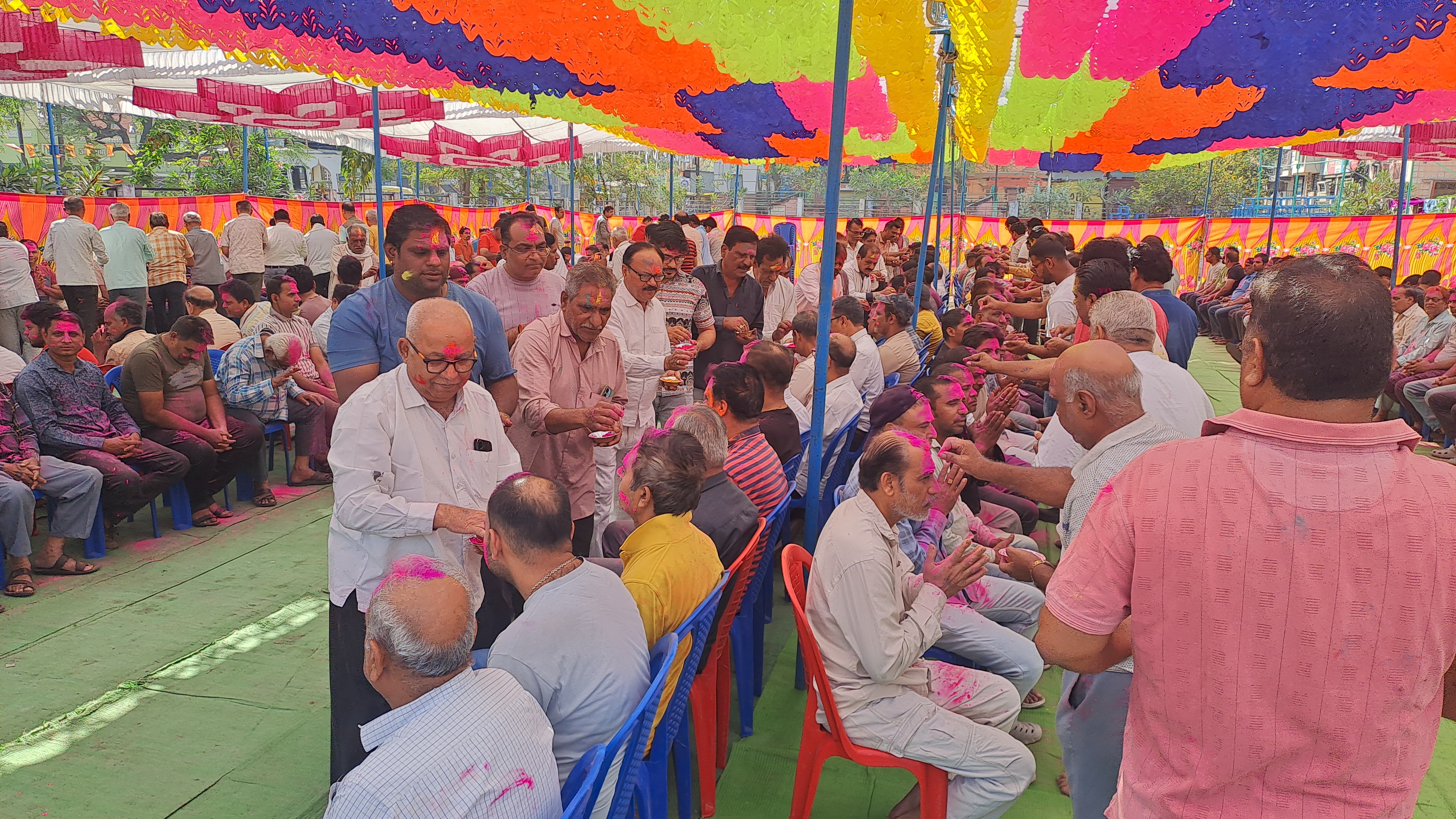 सिंधी समाज का सामूहिक होली मिलन समारोह posted by Nitin Jhawar