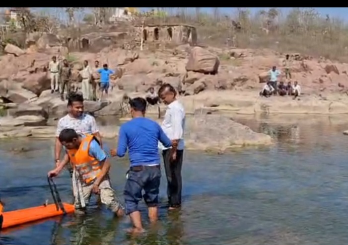 ओरछा: बेतवा नदी में डूबे युवक का शव दो दिन बाद बरामद; रेस्क्यू अभियान जारी 