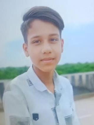 घूरने को लेकर हुए विवाद में छात्र की चाकू मार कर हत्या, पुलिस ने 8 नाबालिक छात्रों पर दर्ज किया मामला