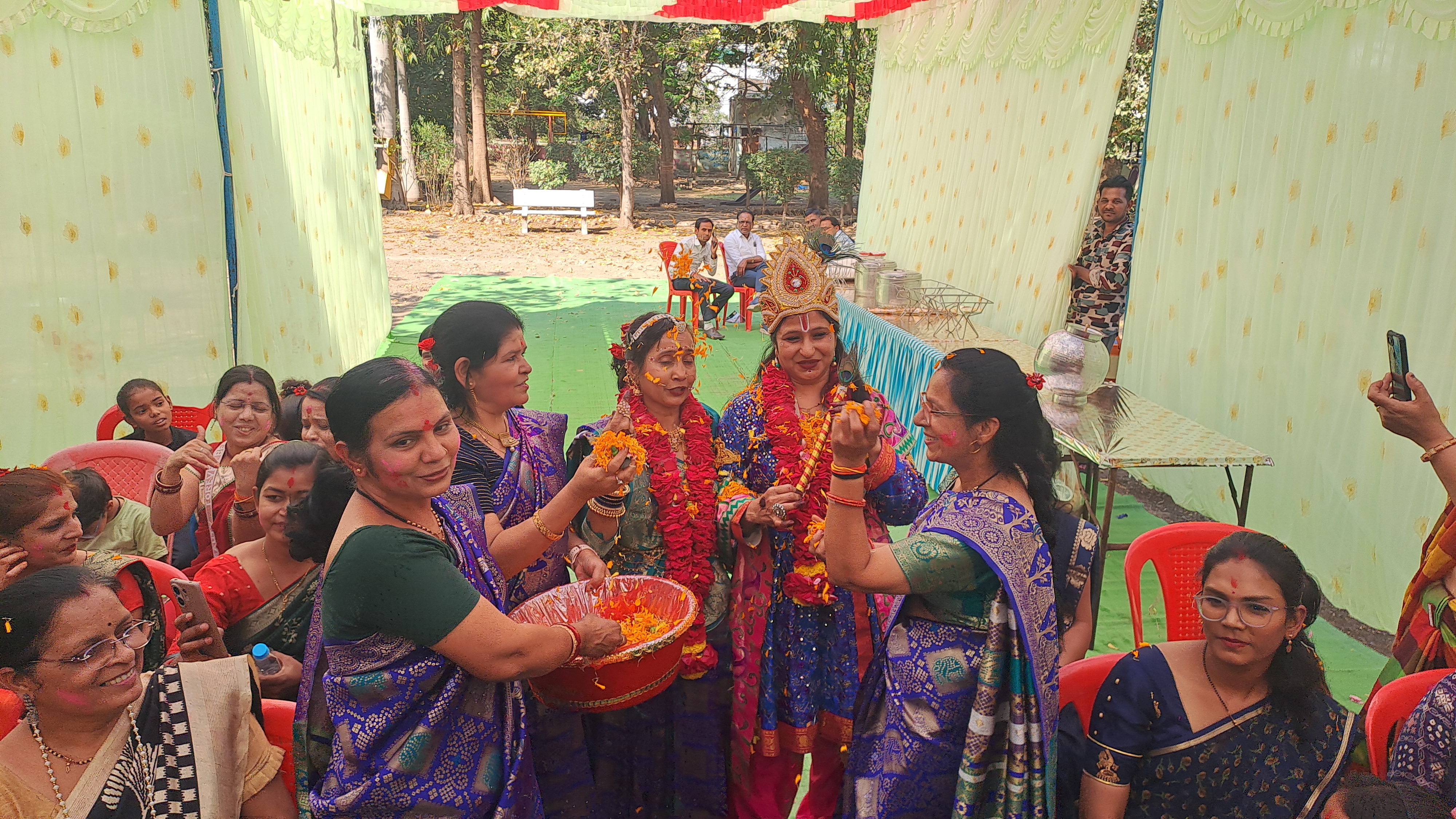 आनंद नगर में मनाया गया फाग उत्सव,महापौर सहित जनप्रतिनिधि रहे मौजूद  posted by Nitin Jhawar