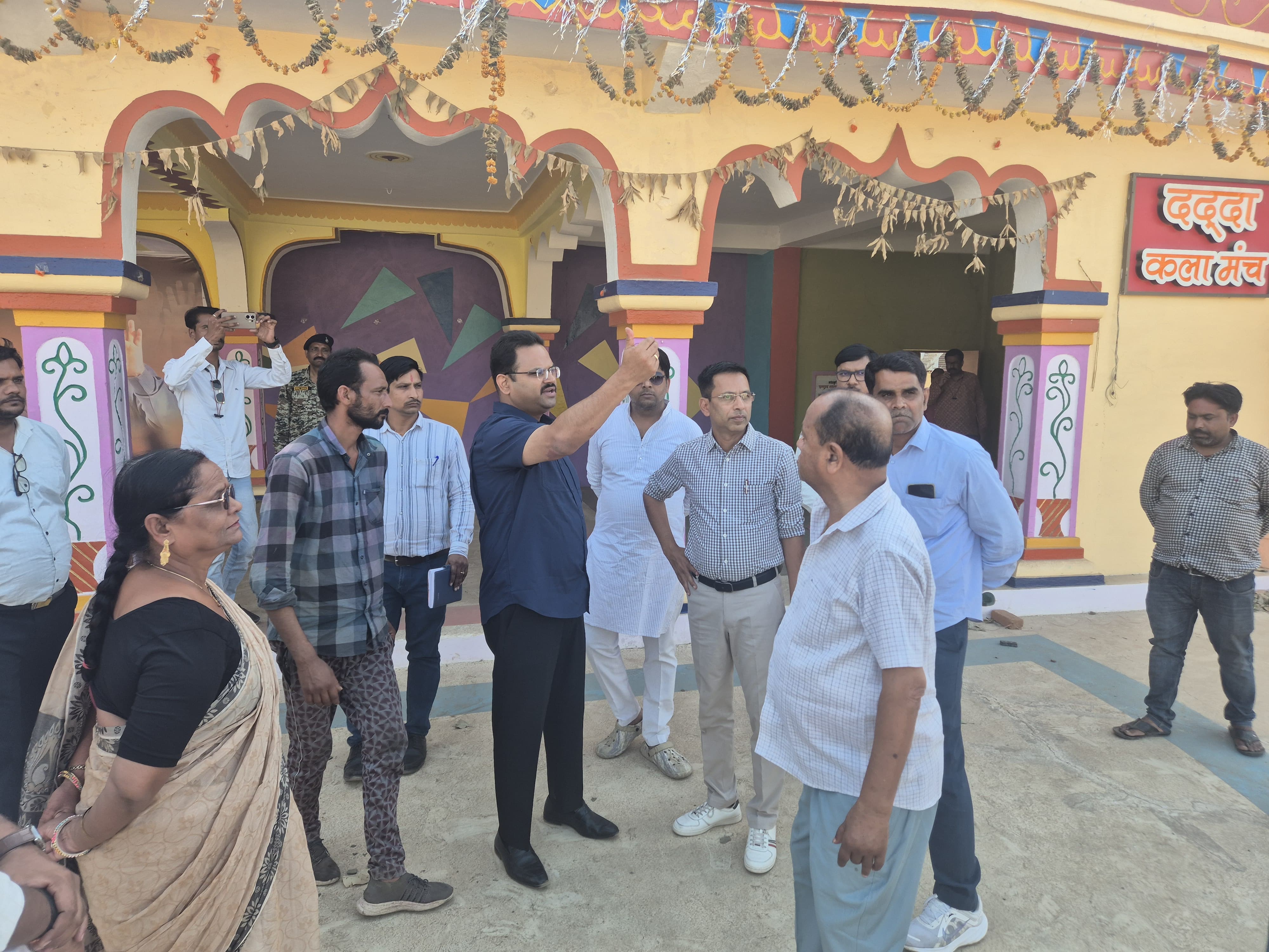 महिला सशक्तिकरण कार्यक्रम को लेकर हटा में तैयारियां तेज,11 मार्च को दद्दा कला मंच से मुख्यमंत्री डॉ. मोहन यादव करेंगे संबोधित posted by Akib Khan from Damoh