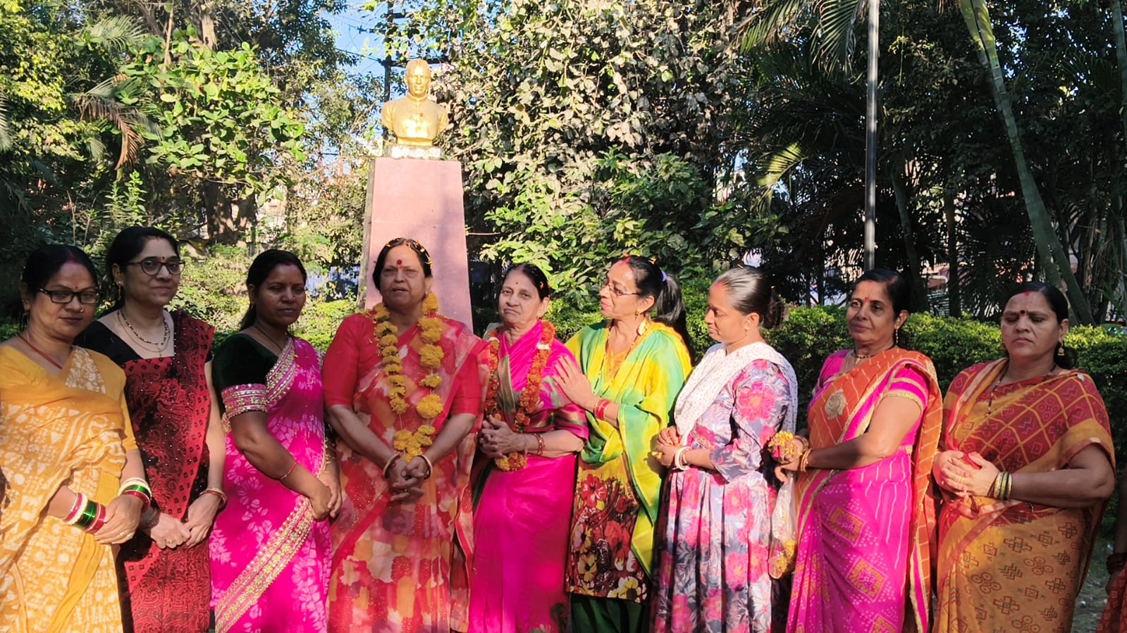 महिला दिवस पर बड़बम महिला मंडल द्वारा मनाया गया अंतर्राष्ट्रीय महिला दिवस posted by Nitin Jhawar