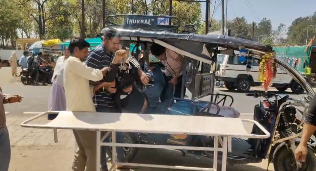 उमरिया में ई रिक्शा चालक की अचानक मौत से हड़कंप