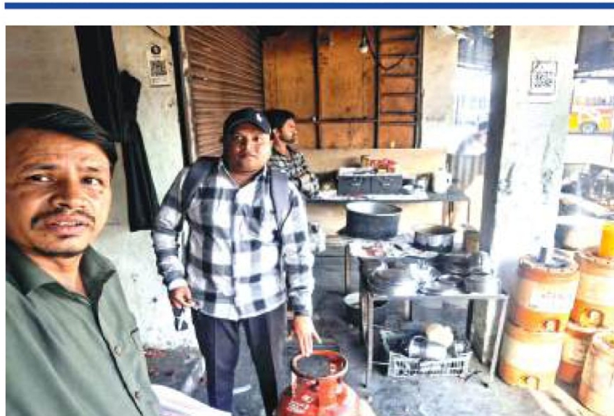 11 प्रतिष्ठानों से11 प्रतिष्ठानों से 14 घरेलू गैस सिलेंडर जब्त 14 घरेलू गैस सिलेंडर जब्त posted by Lokesh Davde