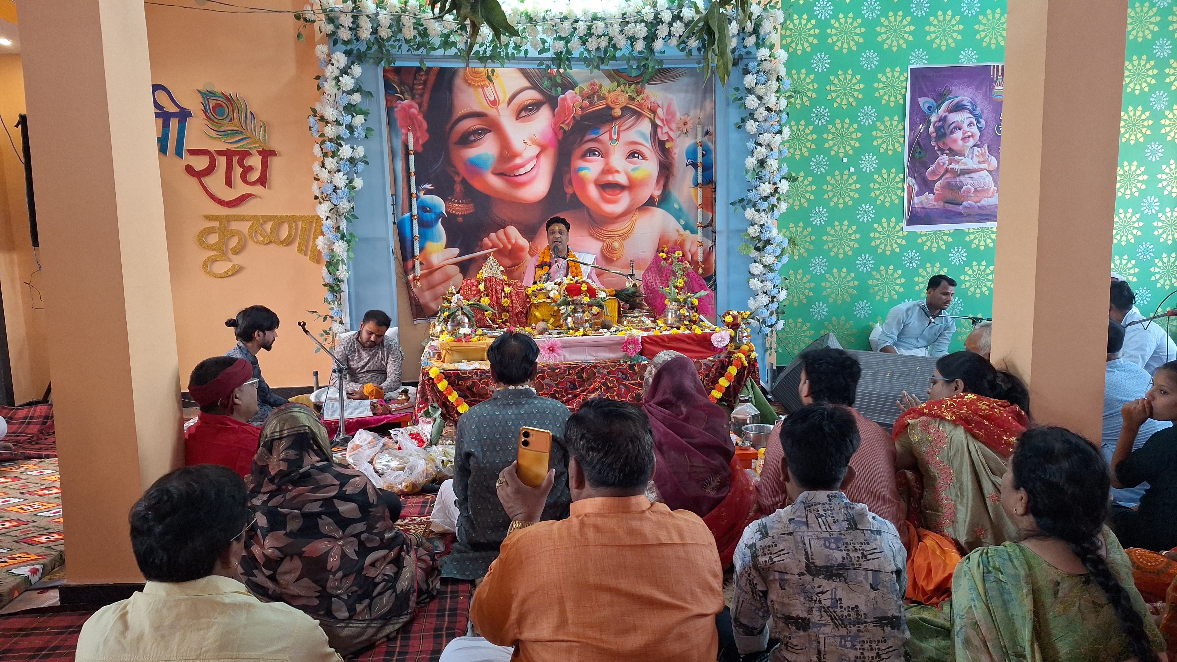 गढाकोटा में भागवत कथा का पांचवां दिनः पं श्री चन्द्रकान्त जी शास्त्री ने सुनाई पूतना वध से मथुरा गमन तक की कथा