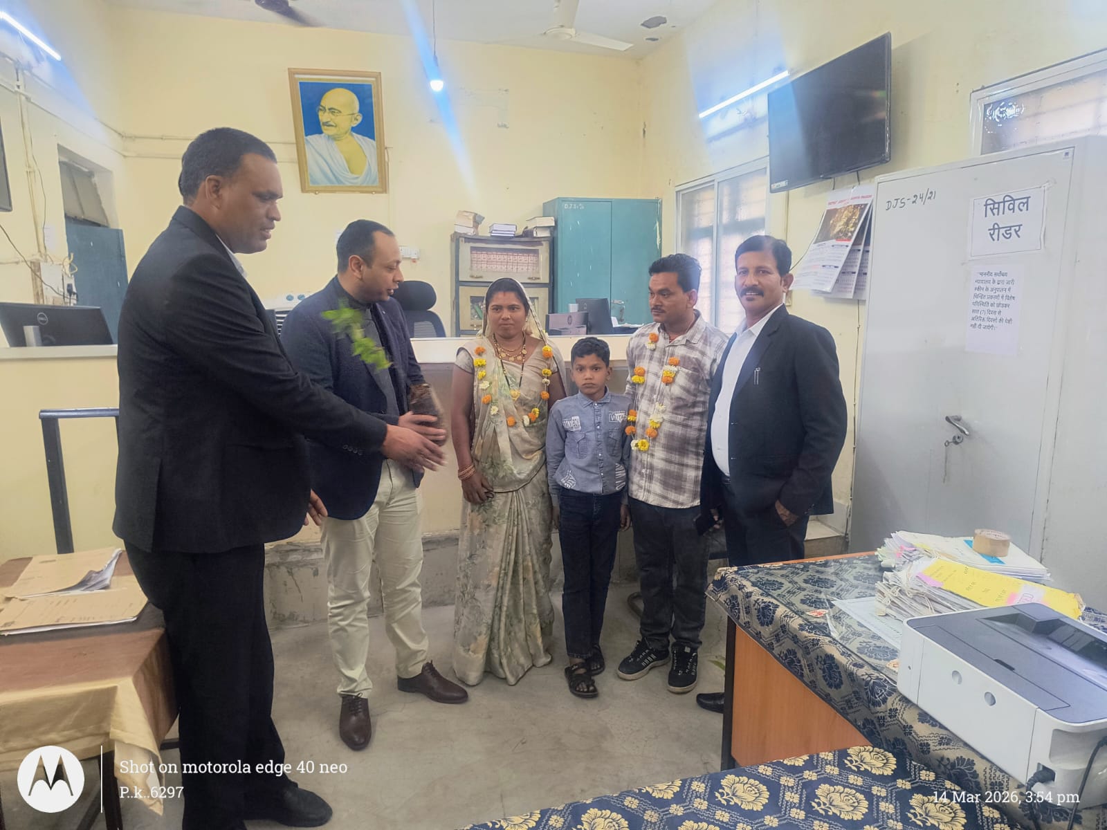 लोक अदालत में मुस्कान के साथ सुलझा वैवाहिक विवाद posted by Ravi Soni from Garhakota