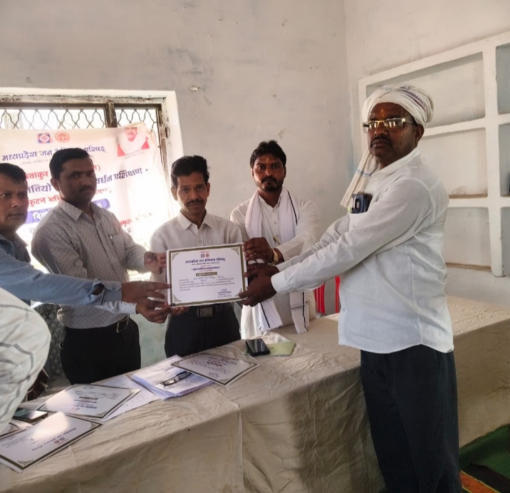 मध्य प्रदेश जन अभियान परिषद:  अंतर्गत ग्राम विकास प्रस्फुटन समिति का प्रशिक्षण संपन्न