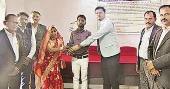 व्यवहार न्यायालय केसली में लगी नेशनल लोक अदालत posted by Manish Kumar Chaubey from Sagar