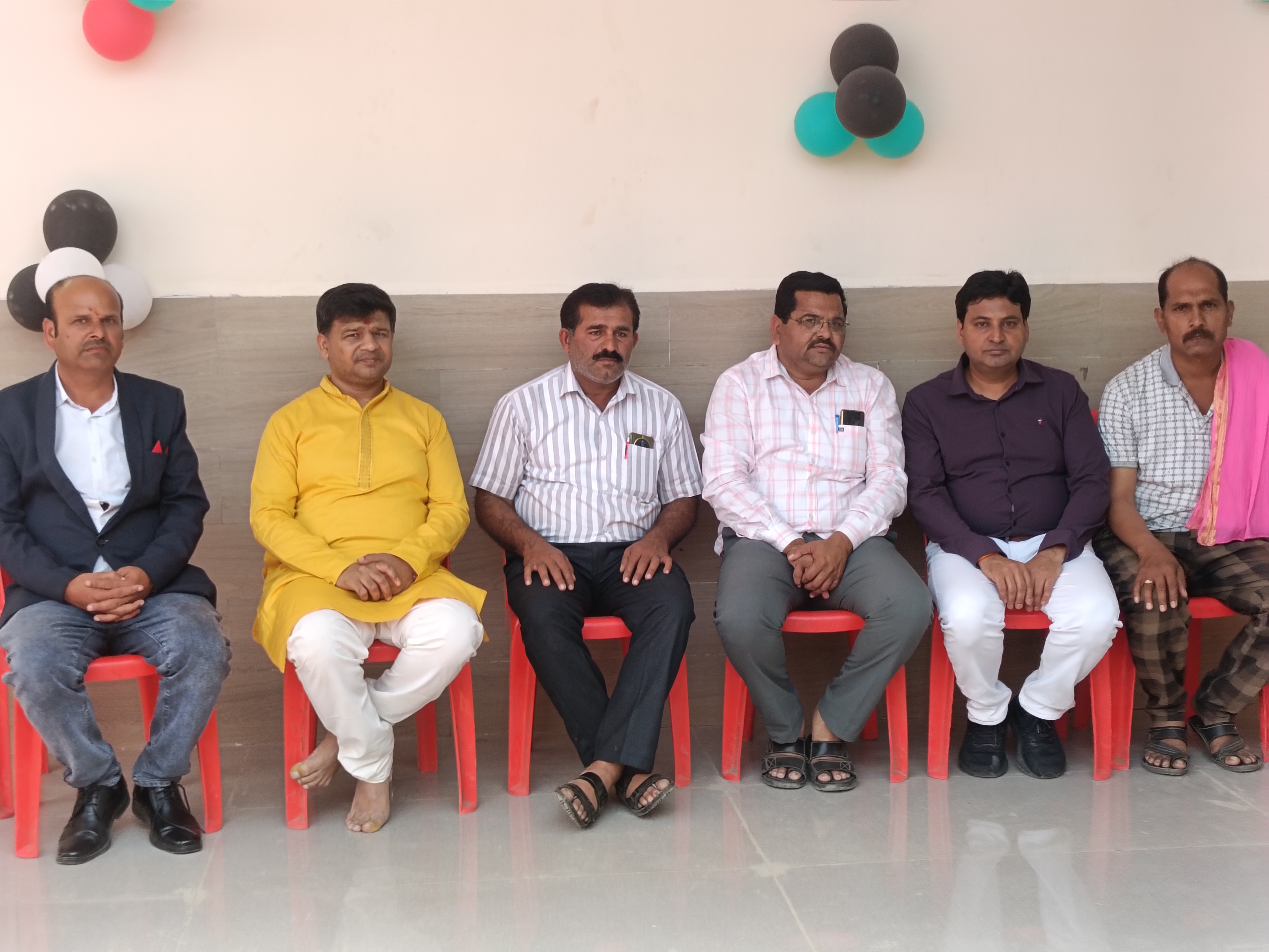 गोमती नन्दन पब्लिक स्कूल खिमलासा
