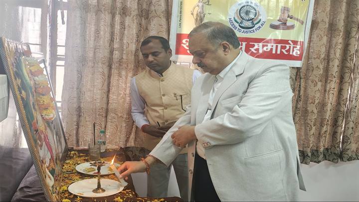 नेशनल लोक अदालत में हुआ आपसी राजीनामा के जरिए लंबित प्रकरणों का निराकरण 3 करोड़ 1 लाख से अधिक की अवार्ड राशि पारित, 983 व्यक्ति लाभांवित