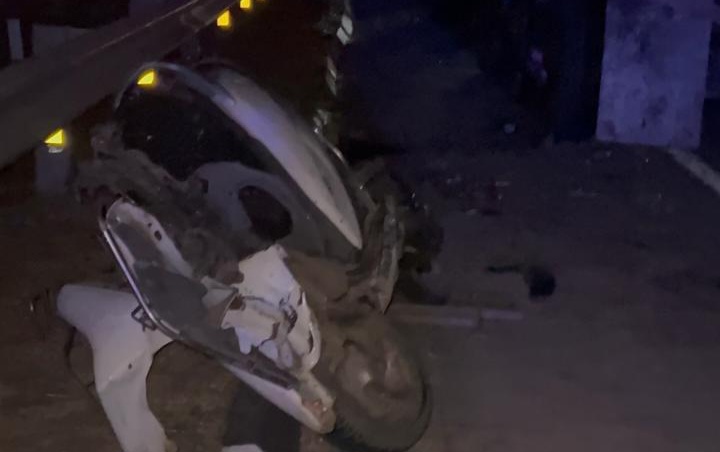 नागपुर रोड पर VIP स्कूल के पास दर्दनाक हादसा: ट्रक से टकराई स्कूटी, दो युवकों की हुई मौत posted by Mohammad Afsar  from Multai