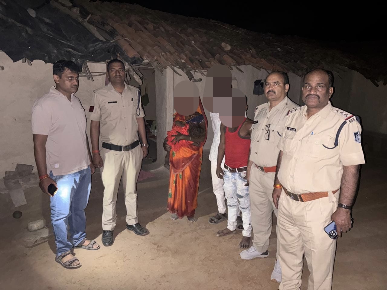 नवानगर पुलिस की त्वरित कार्यवाही से डेढ़ वर्ष की गुमशुदा बालिका 2 घंटे में सकुशल बरामद* posted by Avnish Sharma from Singrauli