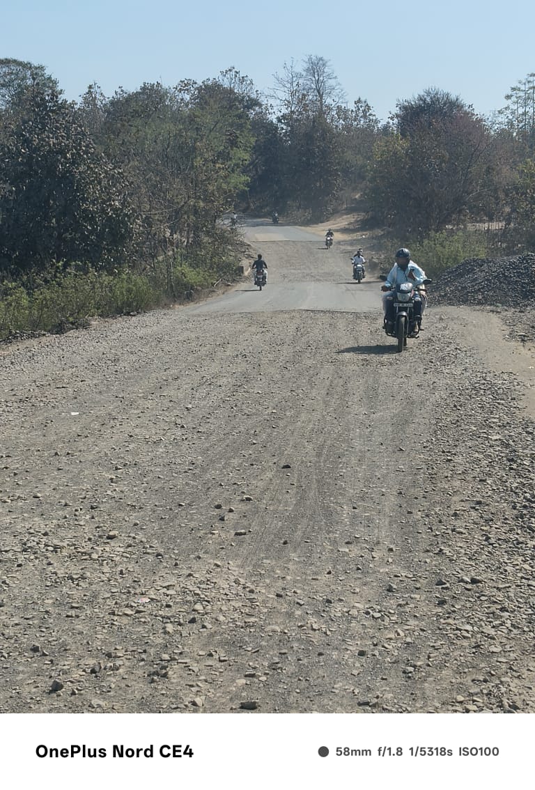 बरगी से बरगी डैम रोड राहगीरों को दे रही जख्म posted by Abhishek Jain from Bargi