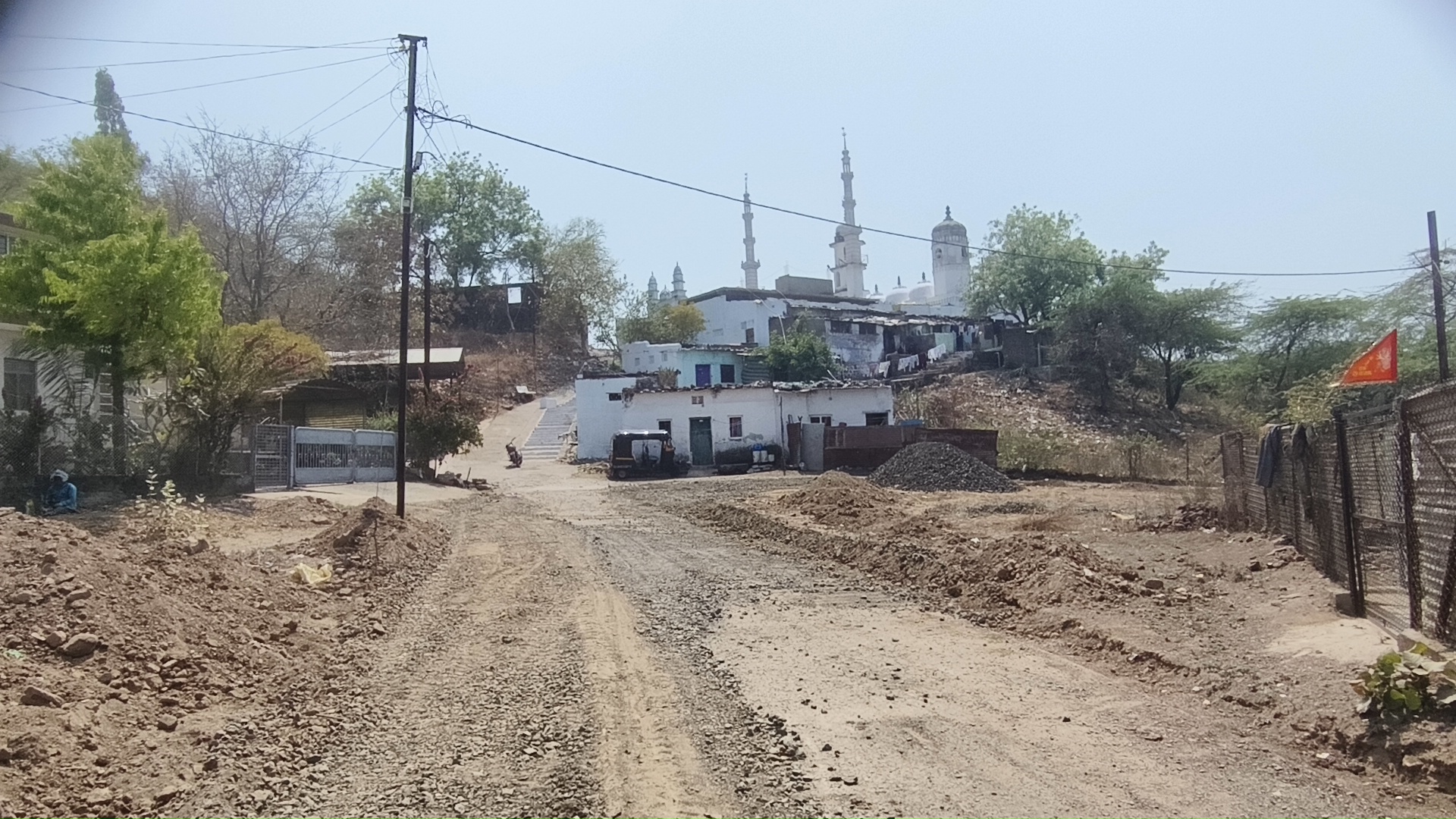 2 मार्च को वार्ड क्रमांक 6 में मस्जिद एरिया रोड का भूमि पूजन किया गया और आज रोड का कार्य शुरू किया गया ईद के दो दिन पहले posted by Pradeep Singh from Nepa Nagar