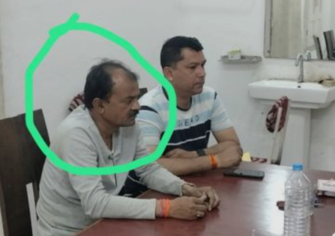 लोकायुक्त का शिकंजा, 5 हजार की रिश्वत लेते BRC रंगे हाथों गिरफ्तार ,सब इंजीनियर को भी बनाया आरोपी। posted by Lokesh Davde