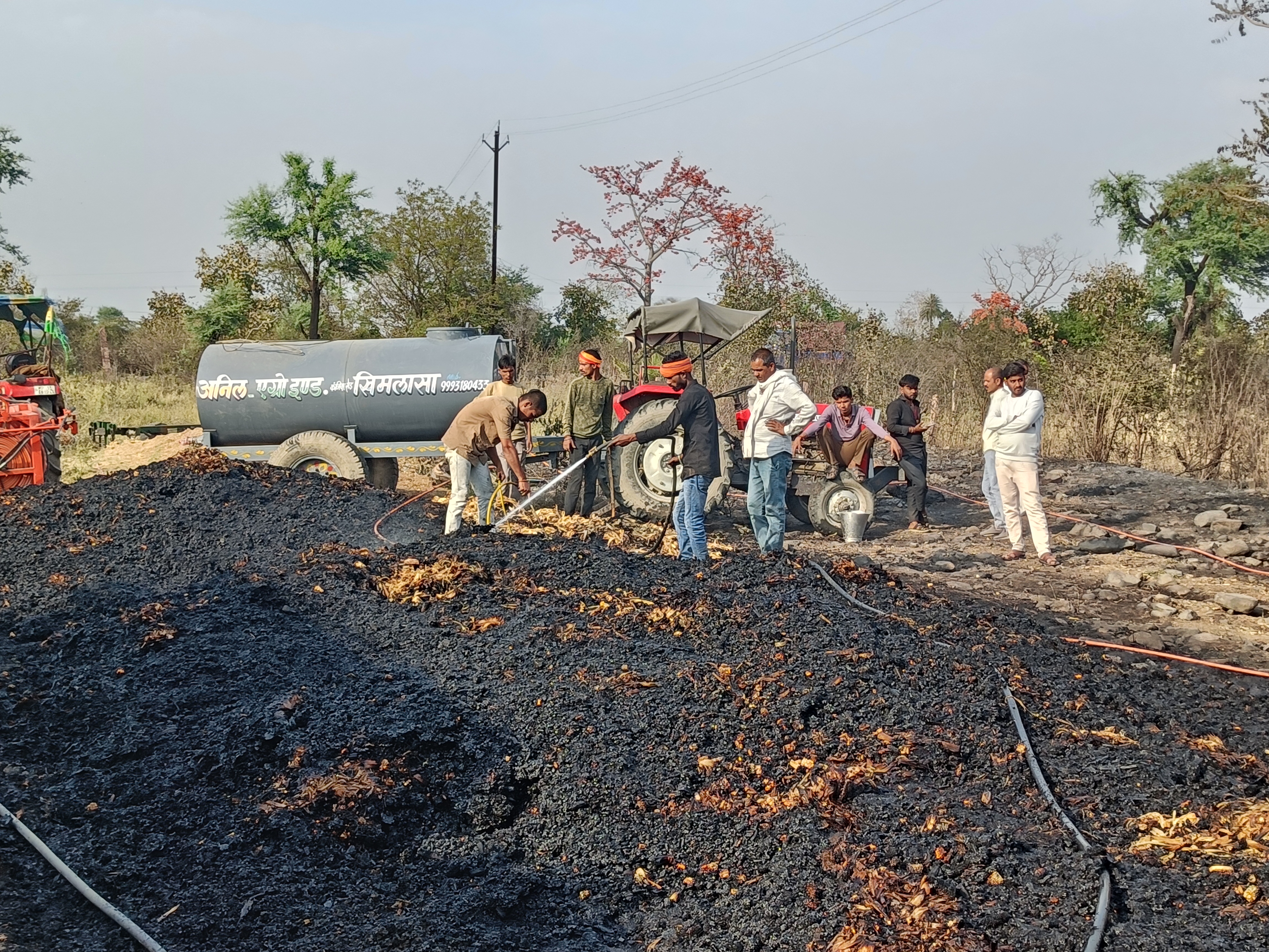 खिमलासा के माला सुनेठी में आग  posted by Pratipal Rajput from Sagar