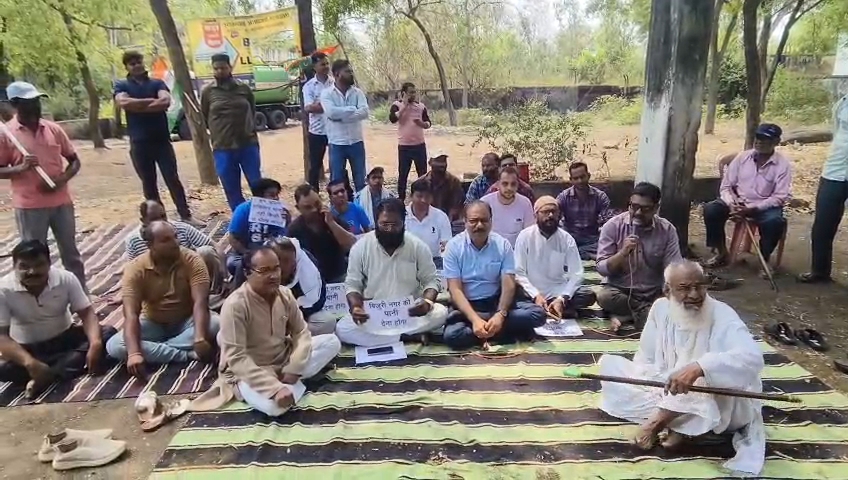 उपक्षेत्रीय प्रबंधन कार्यालय बिजुरी के सामने एक दिवसीय धरना प्रदर्शन  posted by Kishor Kumar Soni  from Anuppur