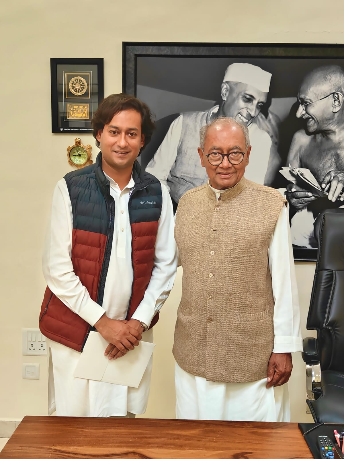 राघौगढ़ के श्री अशफाक की दया का अद्भुत उदाहरण posted by Ved Parkash Arya from Guna