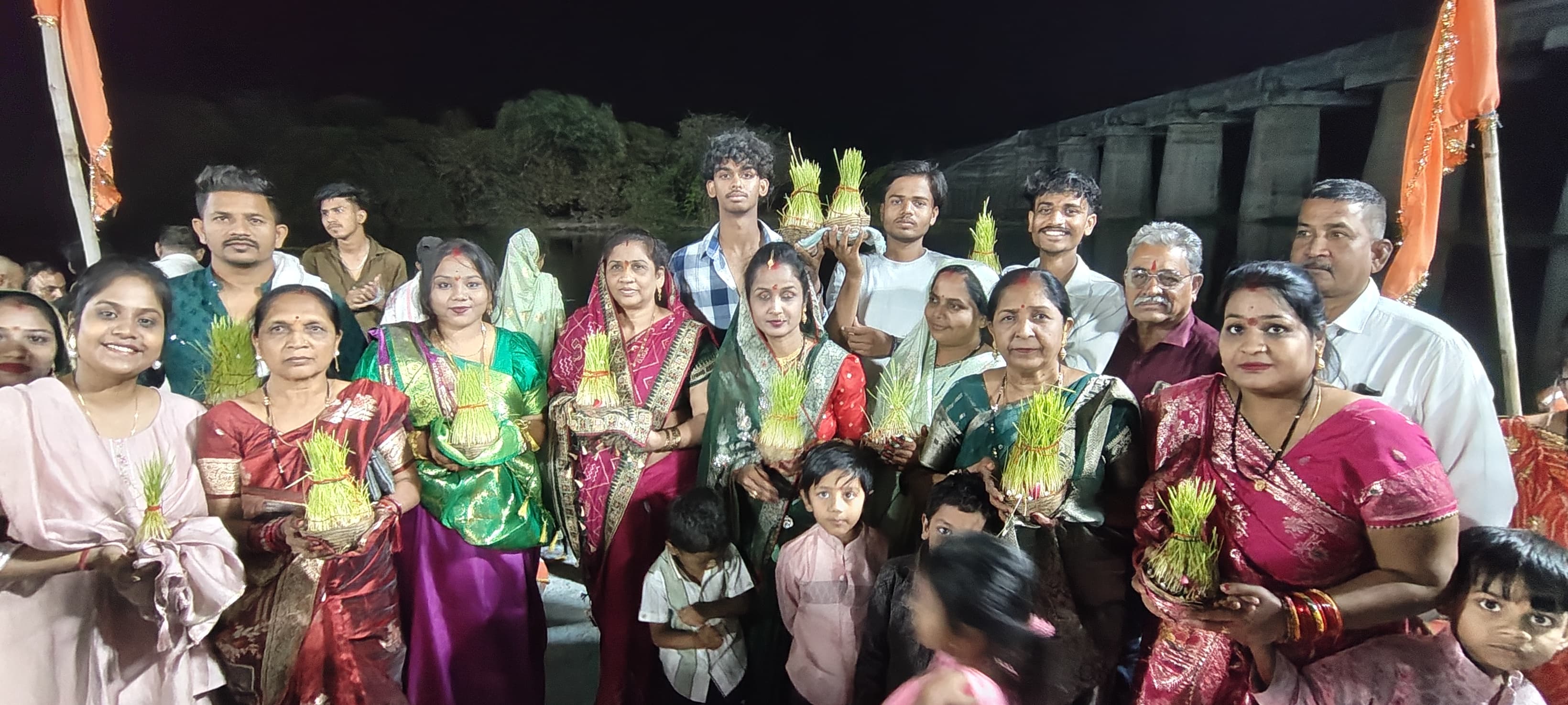 चैत्र नवरात्र में मां गणगौर की नम आंखों से विदाई, आस्था और भावनाओं से सराबोर रहा खंडवा posted by Ghanshyam Mahilya from Khandwa