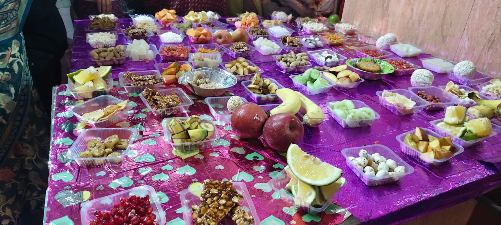 भक्ति की बयार: केसली के खेड़ापति माता मंदिर में लगा 'छप्पन भोग', उमड़ा जनसैलाब posted by Manish Kumar Chaubey from Sagar