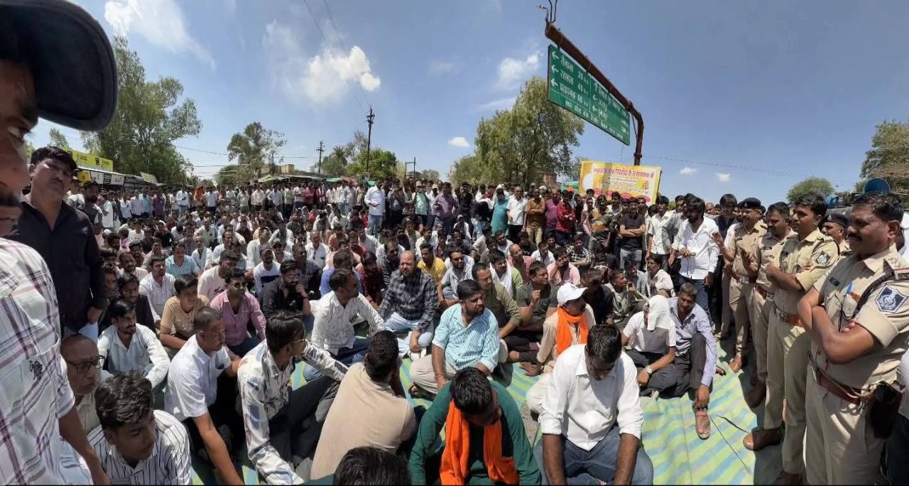 करणी सेना प्रमुख जीवन सिंह शेरपुर पर पुलिस का शिकंजा posted by Ashish Sharma from Ratlam