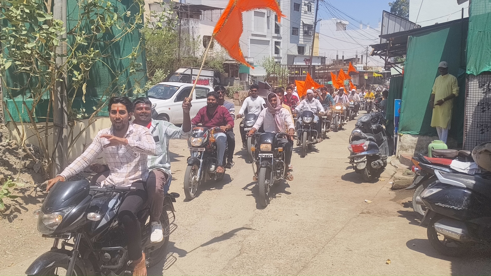 सकल हिंदू समाज द्वारा रामनवमी के अवसर पर बाइक रैली निकाली गई posted by Pradeep Singh from Nepa Nagar