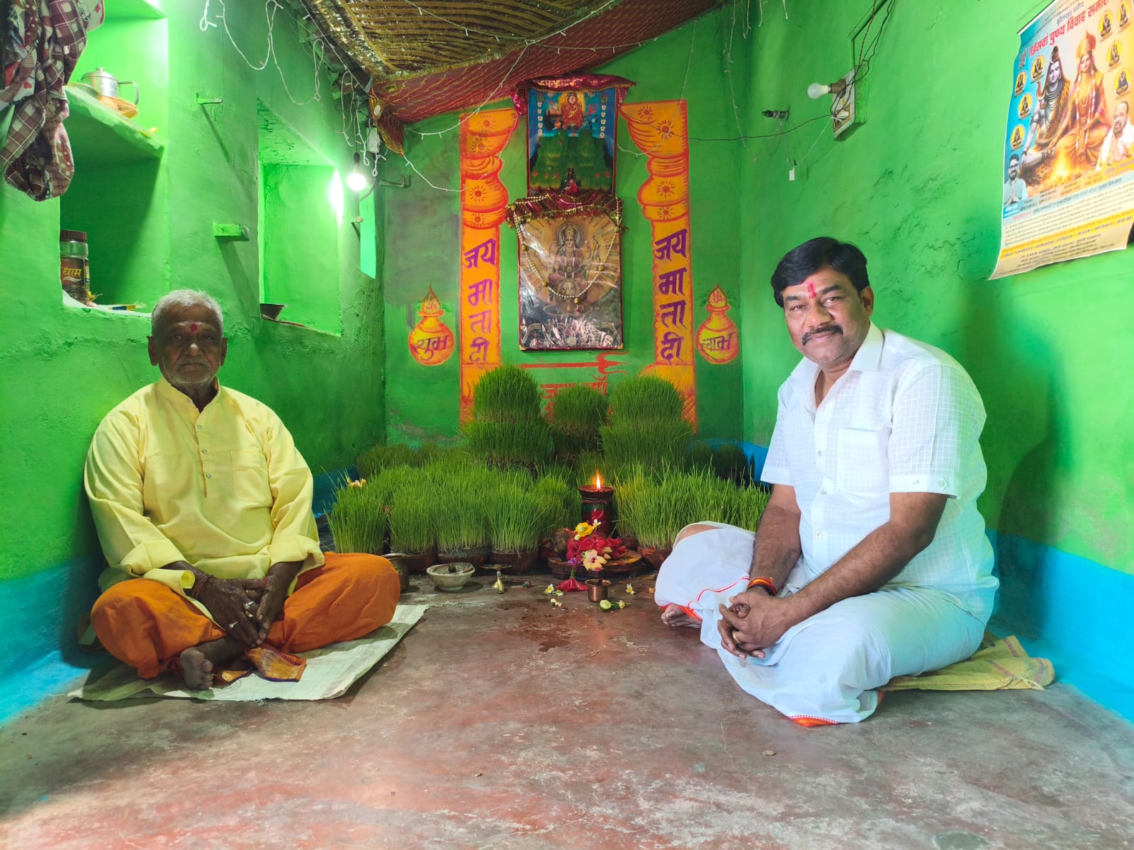 गढ़ाकोटा नगर में चार वार्ड चौराहा पर सजता हैं माता का दरबार posted by Ravi Soni from Garhakota