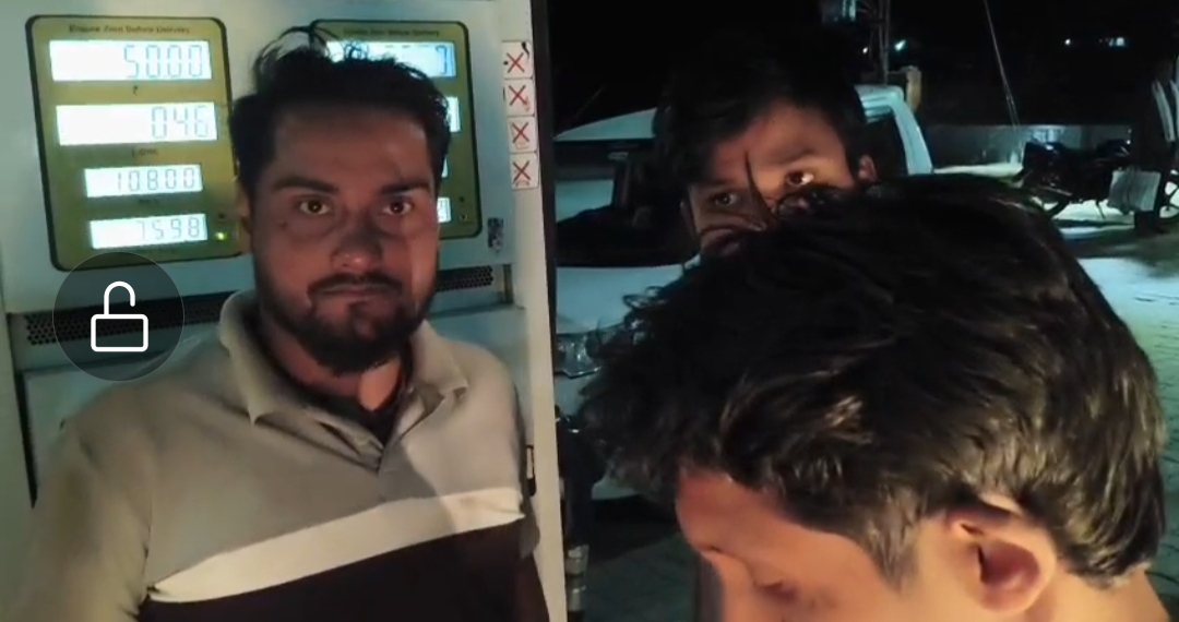 पेट्रोल पंप पर हंगामा: तेल की लिमिट तय होने से नाराज़गी, कर्मचारियों पर भेदभाव के आरोप posted by Irfan Khan  from Shahdol