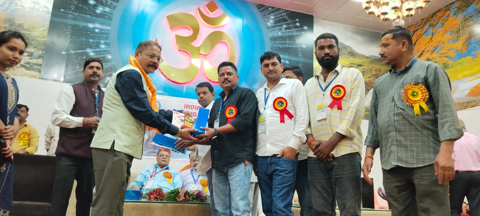  अमरकंटक में भारतीय श्रमजीवी पत्रकार संघ की ऐतिहासिक बैठक, देशभर से जुटे पत्रकार—कृष्ण कुमार उपाध्याय  posted by KD Khan from Umaria