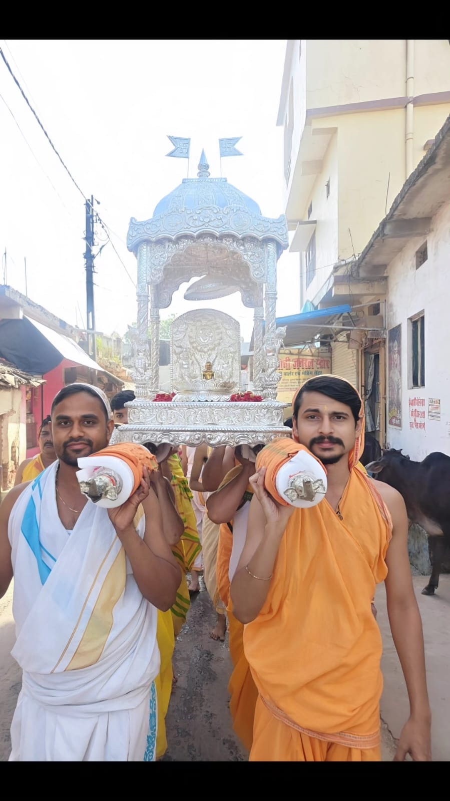 नर्मदापुरम जिलेभर में  वासु पूज्य दिगंबर जैन मंदिर में श्री1008 वर्तमान शासन नायक महावीर भगवान का जन्म कल्याणक भक्ति और उल्लास से मनाया गया।