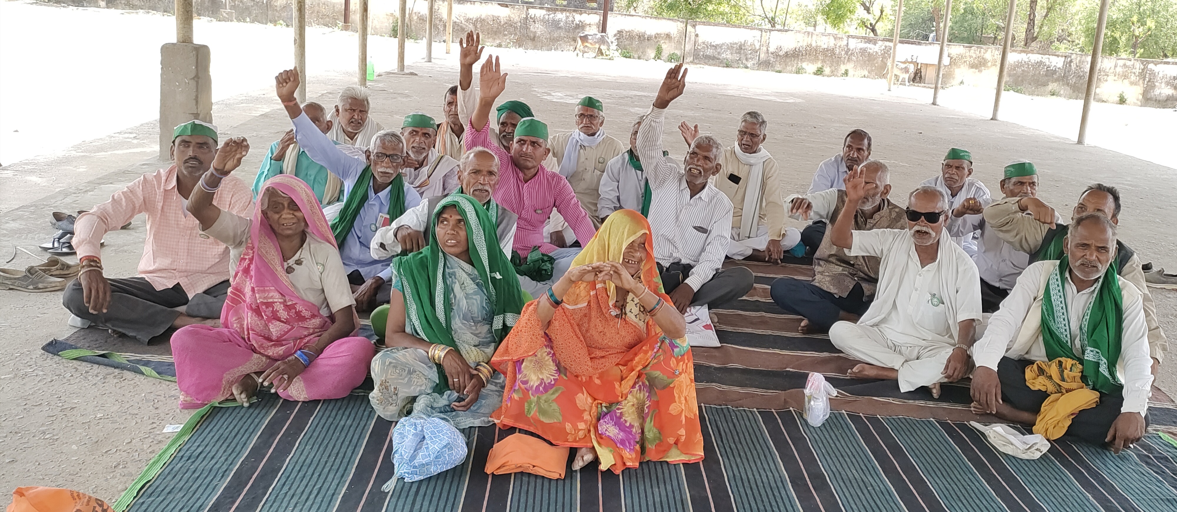 किसान  यूनियन की बैठक में उठे मुद्दे posted by Kailash Tamarkar  from Unchahara