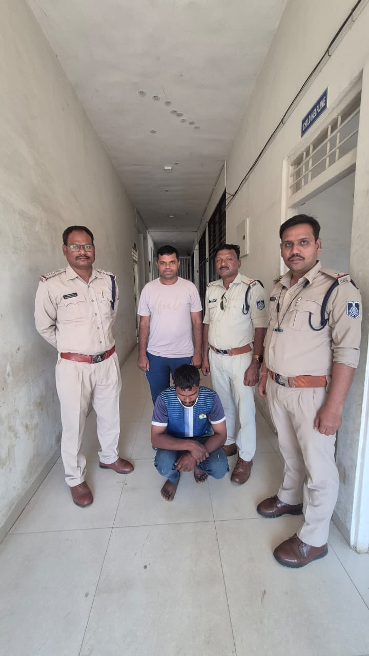 बोरदेही पुलिस की बड़ी कार्रवाई: सूने मकान में चोरी करने वाला आदतन बदमाश गिरफ्तार posted by Mohammad Asif Langha from Amla