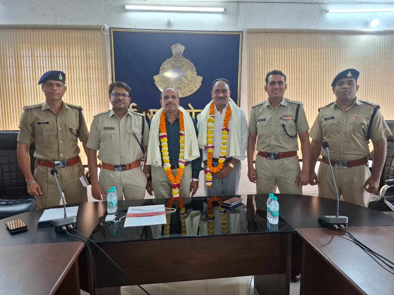 *पुलिस कंट्रोल रूम, सागर*  *सेवानिवृत्ति पर पुलिस अधिकारियों का किया गया सम्मान कंट्रोल रूम में भावभीनी विदाई समारोह आयोजित*