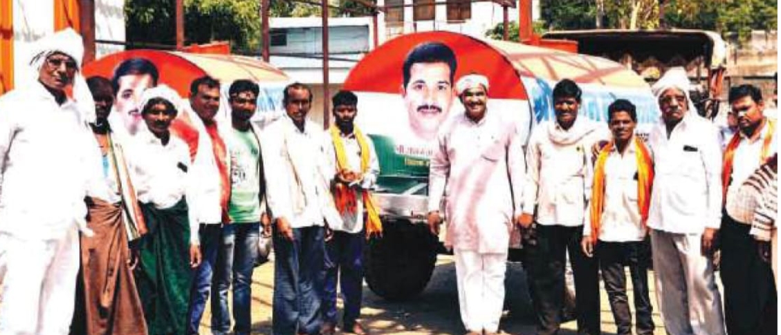 विधायक निधि से पहाड़ी अंचल के ग्रामों में 23 से अधिक पेयजल टैंकरों का विधायक मण्डलोई ने किया वितरण posted by Lokesh Davde