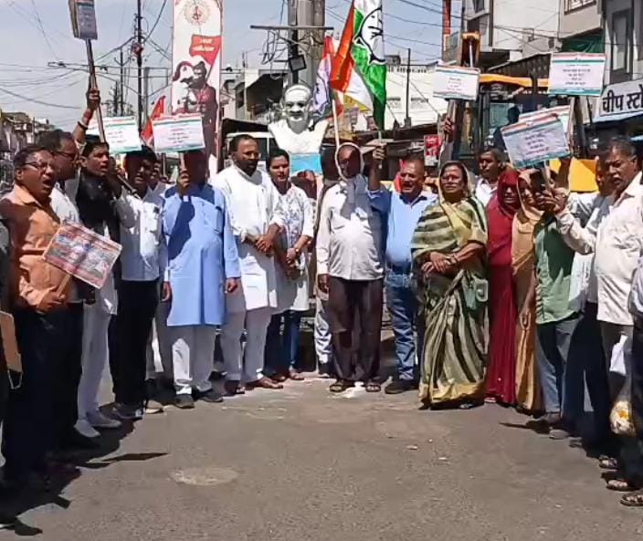 बीना कांग्रेस का संपर्क अभियान शुरू  posted by Pratipal Rajput from Sagar