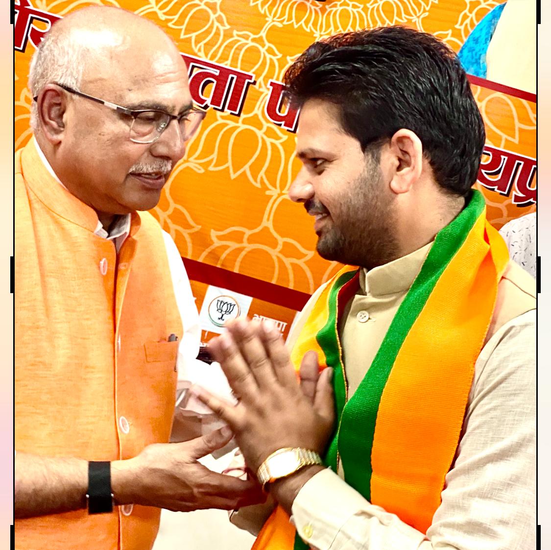 भाजपा युवा मोर्चा में टीकाराम सेन बने प्रदेश पदाधिकारी posted by Satish Sen from Deori