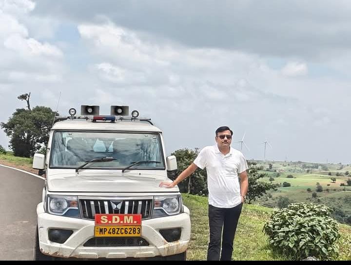 डोडावाणी में शासकीय भूमि पर कब्जाधारियों पर प्रशासन की बड़ी कार्रवाई posted by Mohammad Asif Langha from Amla