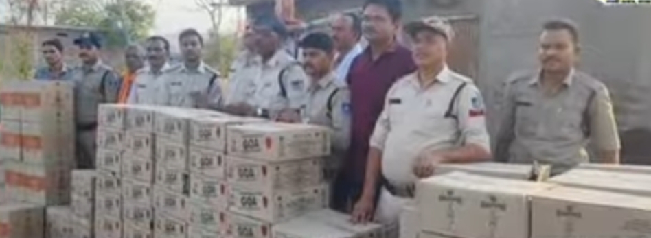 राजपुर में अवैध शराब पर बड़ी कार्रवाई, 100 से पेटी अधिक पेटी जब्त posted by Lokesh Davde