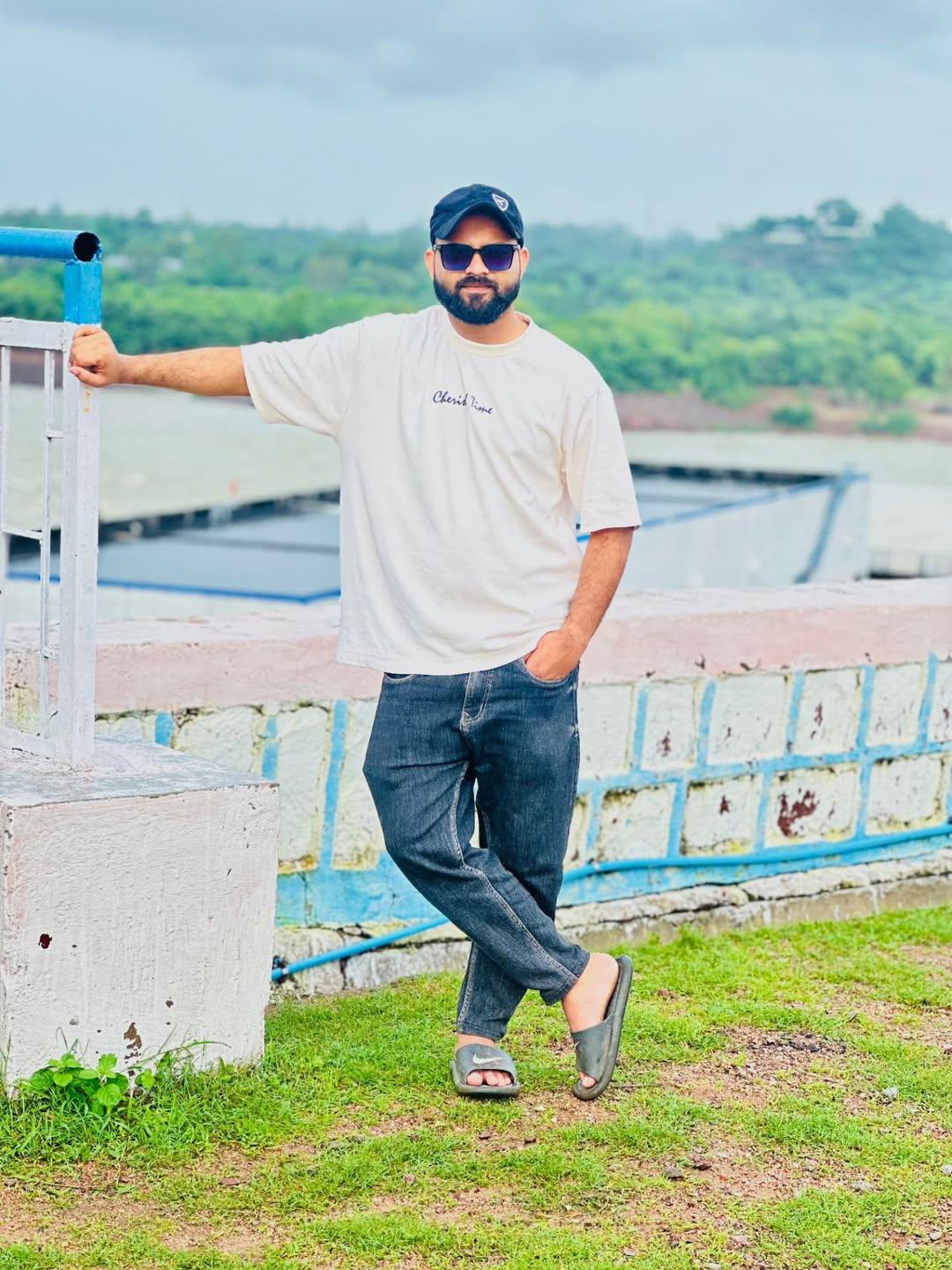 लिव-इन की आड़ में 'लव जिहाद' और आर्थिक ठगी? नर्स ने लगाई न्याय की गुहार posted by  Hemant Yadav from Mungaoli