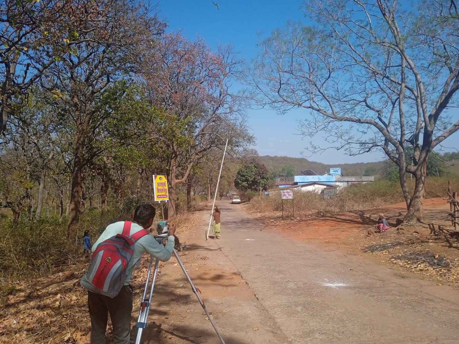 अमरकंटक के जालेश्वर मार्ग में सड़क निर्माण कार्य प्रारंभ ,   posted by Kishor Kumar Soni  from Anuppur