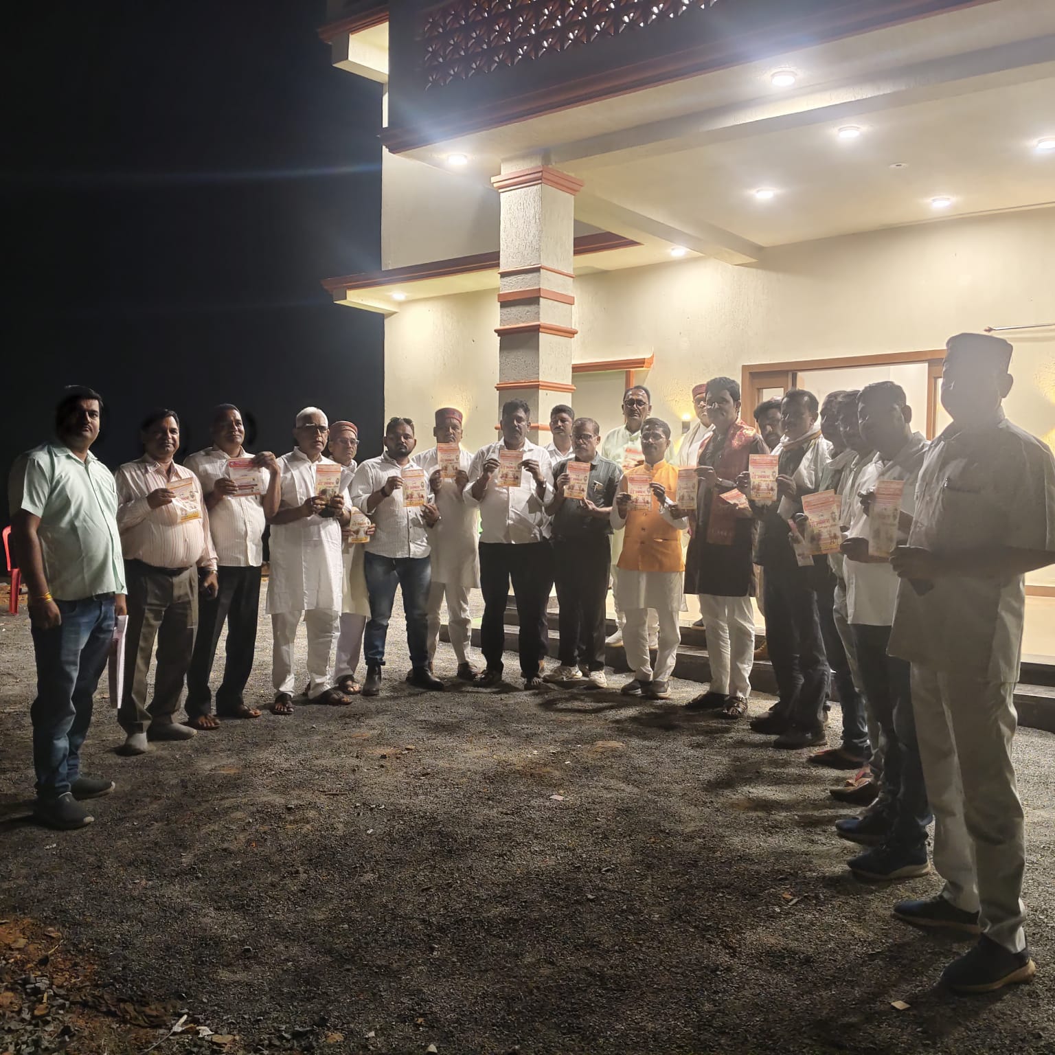 राष्ट्रमाता का दर्जा दिलाने 27 अप्रैल को तहसीलों में जुटेंगे गौ भक्त posted by Arvind Tiwari from Teonthar