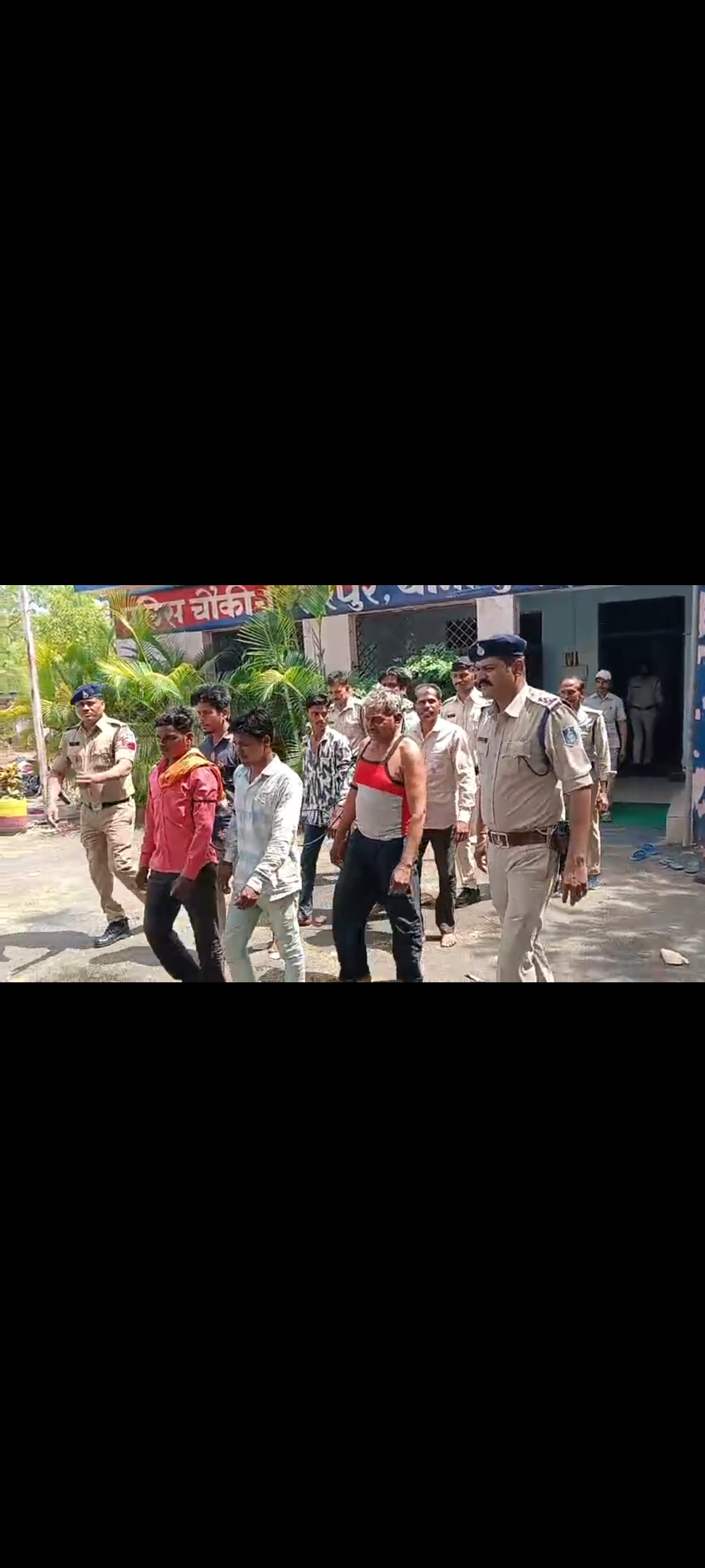 जुवारियो को पकड़ कर भेजा जेल posted by Ghanshyam Patidar from Kukshi