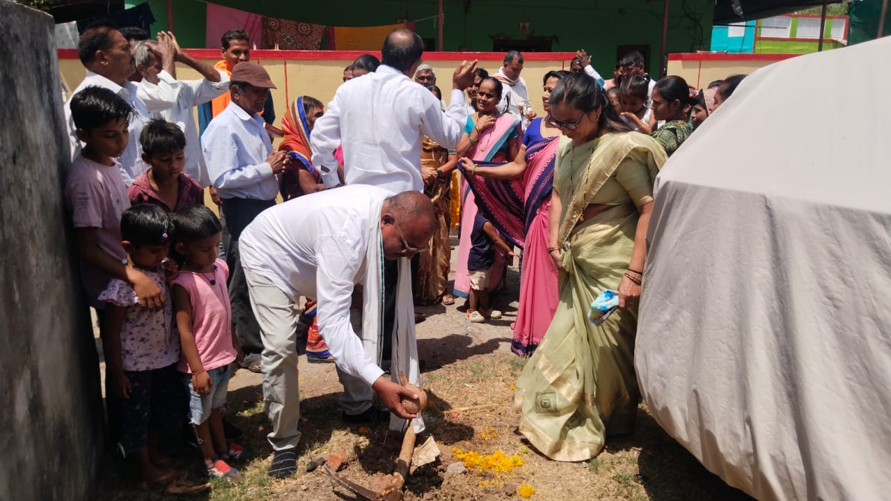 सीवरेज लाइन का भूमि पूजन किया गया