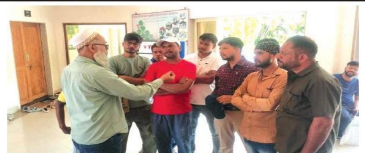 पंजतनिया स्कूल में आरटीई में नहीं दे रहे बच्चों को प्रवेश, परेशान हो रहे अभिभावक,डीपीसी ने कहा,आरटीई के त सीट हुई आवंटित ,की जाएगी कार्रवाई। posted by Lokesh Davde