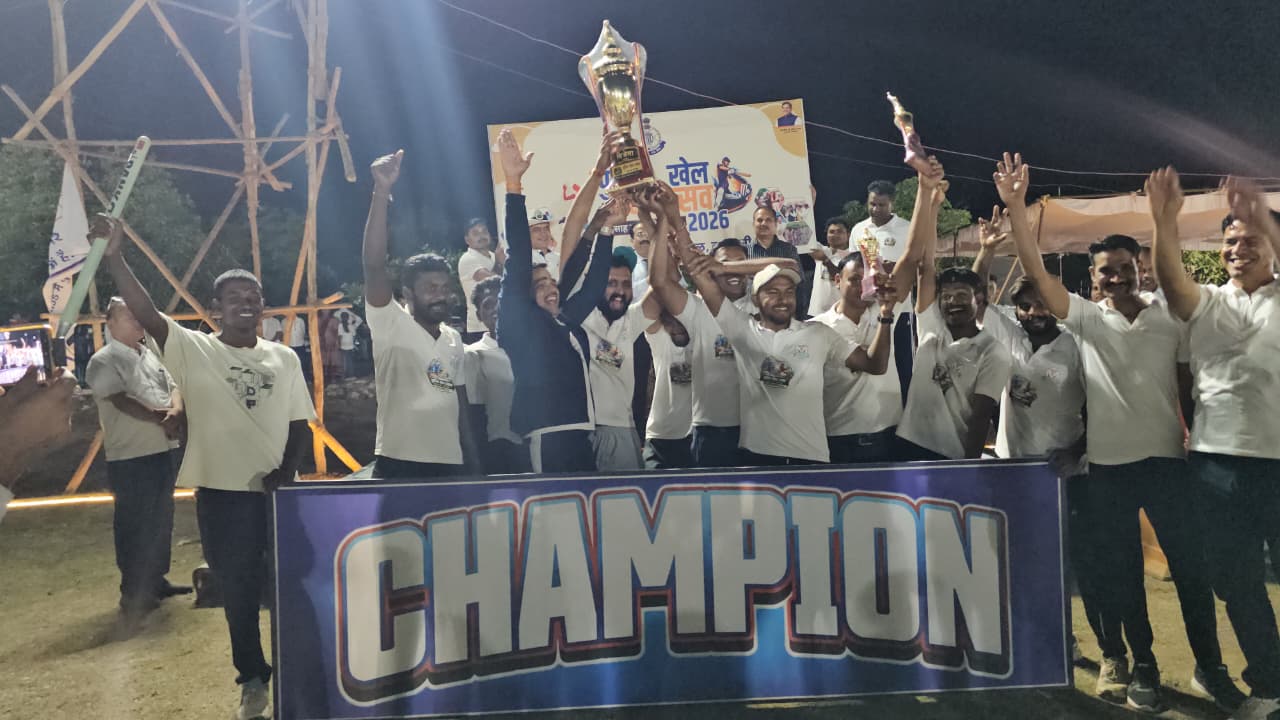 37 रन से मैच जीतकर पानसेमल पुलिस टीम ने किया पीपीएल पर कब्जा posted by Lokesh Davde