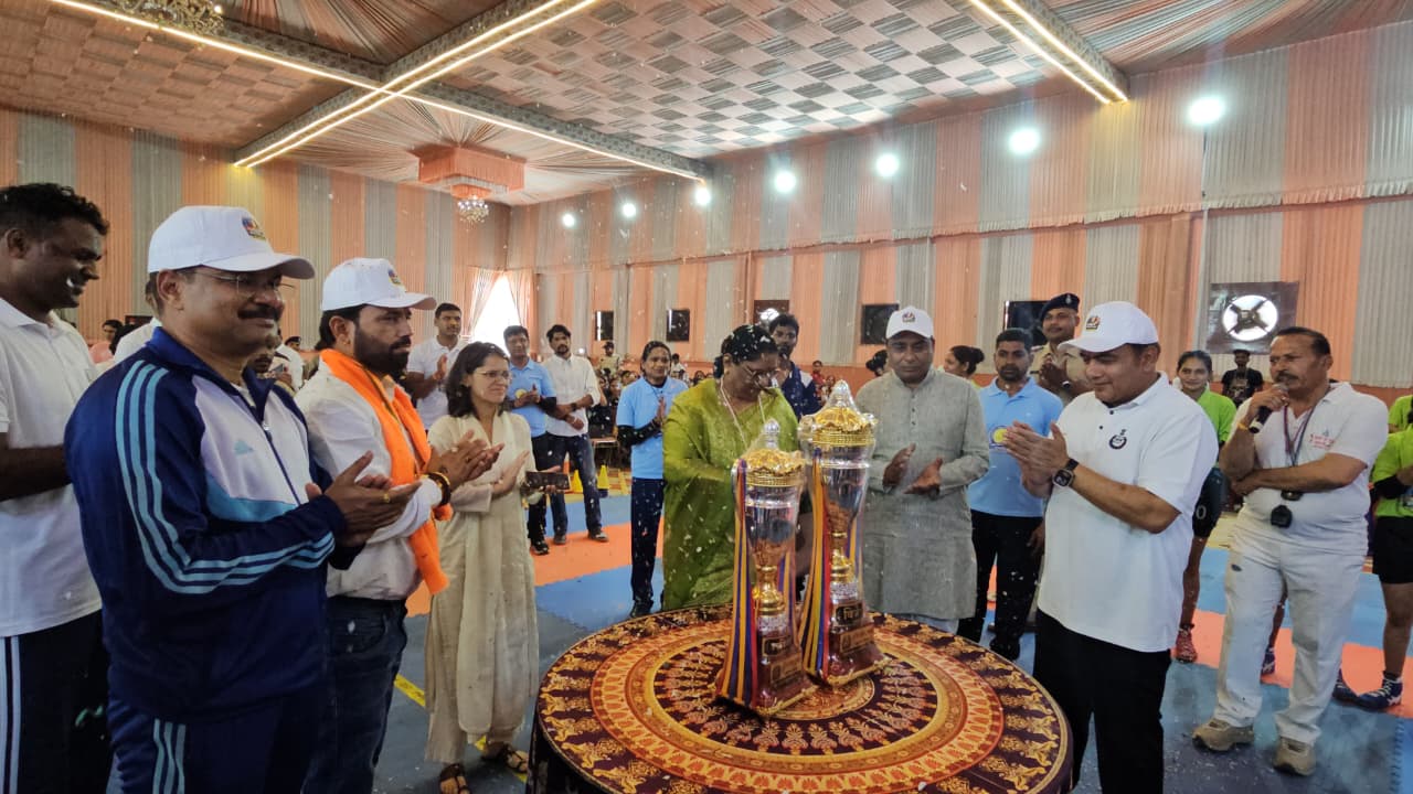 महिला बाल विकास मंत्री ने किया पीपीएल अंतर्गत जिला स्तरीय कबड्डी प्रतियोगिता का शुभारंभ -महिला आरक्षण बिल को लेकर विपक्षी दलों को लिया आड़े  posted by Lokesh Davde