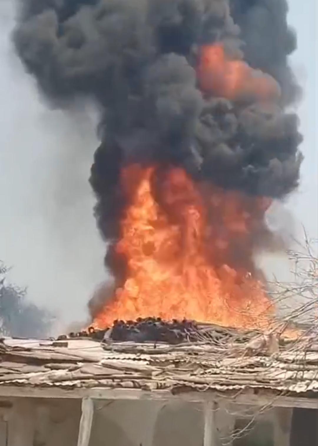 खिमलासा के मालासुनेठी में लगी आग  posted by Pratipal Rajput from Sagar