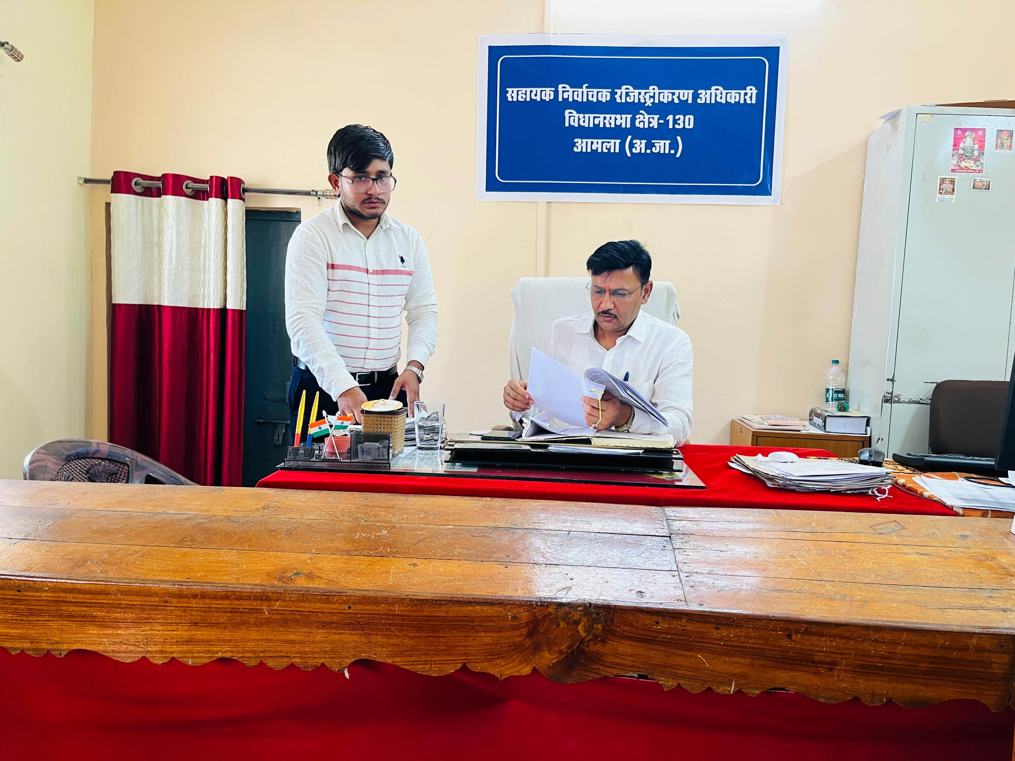 *औचक निरीक्षण में खुली पोल: आमला-बोरदेही राजस्व न्यायालयों में लापरवाही पर सख्त एक्शन*