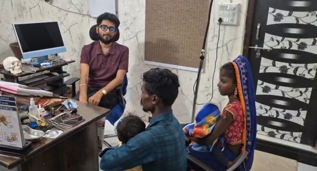 2 वर्षीय बच्ची के गले में फंसा क्लिप,दूरबीन से निकाला बाहर मासूम बच्ची को प्रदान किया नवजीवन,परिजनों ने ली राहत की सांस।,